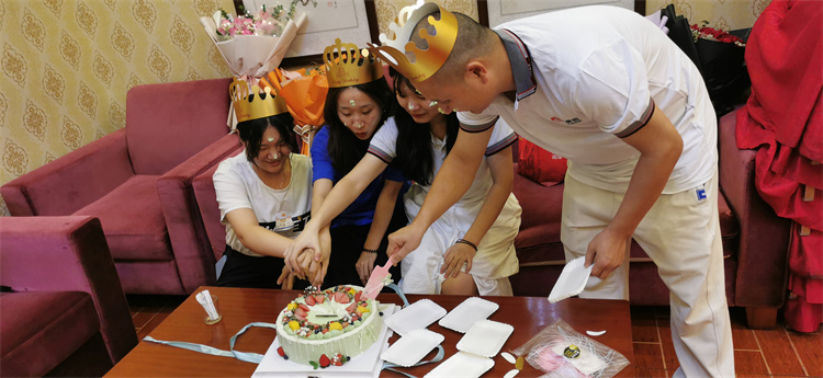 6月大壽星駕到